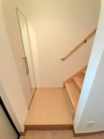 玄関　明るい玄関です