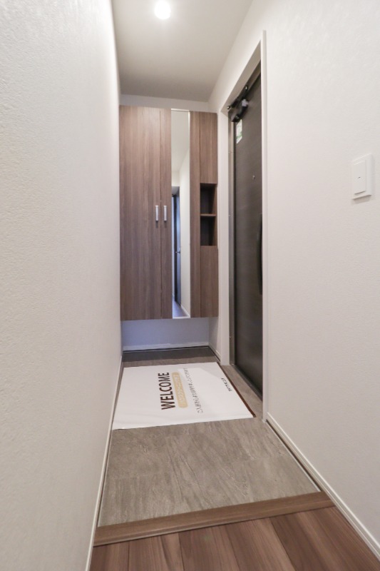 玄関　図面と現状に相違がある場合には現状を優先