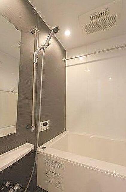 バス・シャワールーム　浴室
