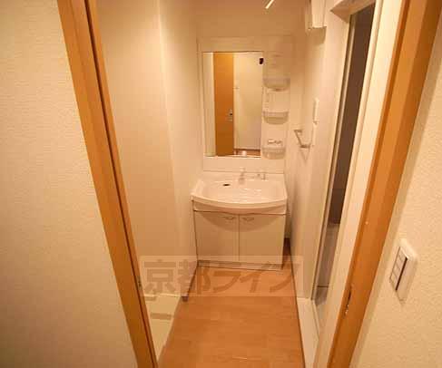 洗面設備　便利なシャンプードレッサー