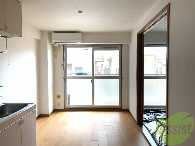 居室・リビング　落ち着いた雰囲気で、疲れた一日はゆっくり眠れそうです。