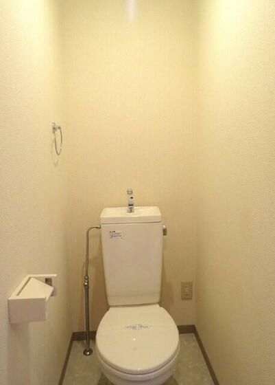 トイレ　４０２代用