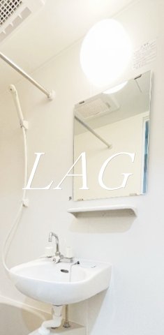 洗面設備　洗面台です。