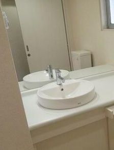 洗面設備　広い洗面スペース
