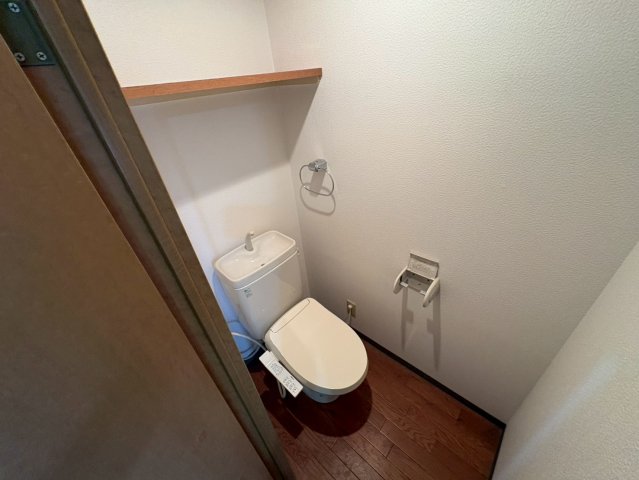 トイレ　サンライズ八熊