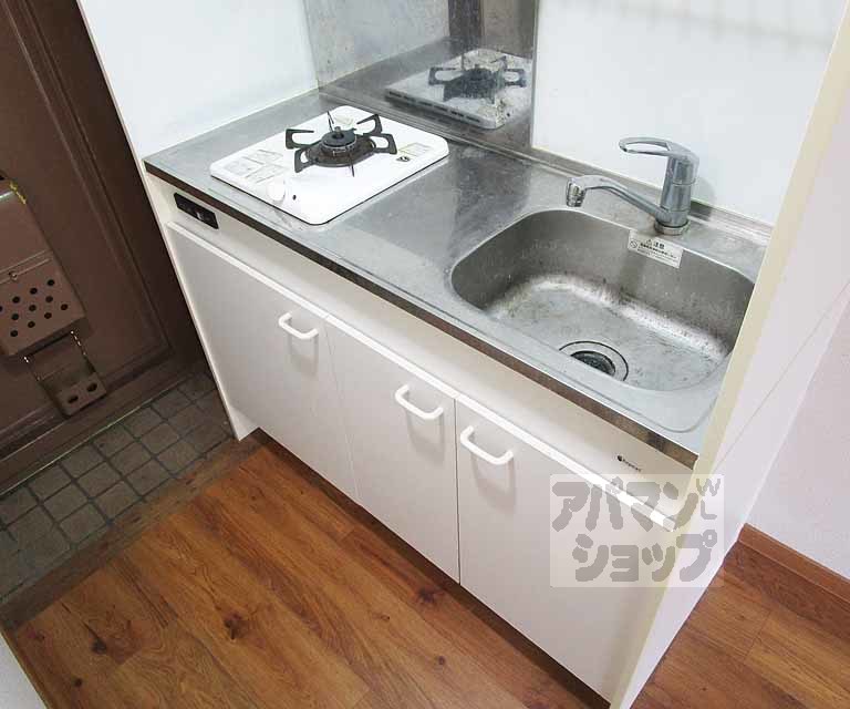 キッチン　２０２号室の写真です。