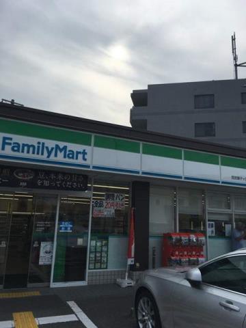 コンビニ　ファミリーマート（コンビニ）まで1434m