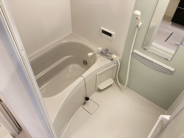 バス・シャワールーム　別のお部屋の写真です