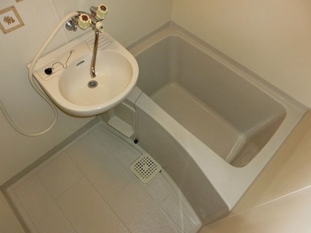 バス・シャワールーム　NULL