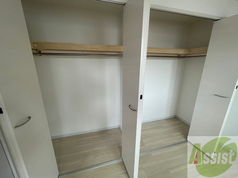 収納　クローゼットがありました。お洋服や荷物はここへ