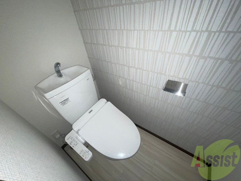トイレ　こちらはトイレになります。ウォシュレット付きです。