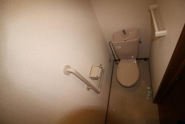 トイレ　★清潔感のあるトイレです★