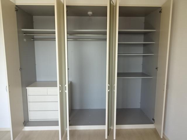収納　クローゼット