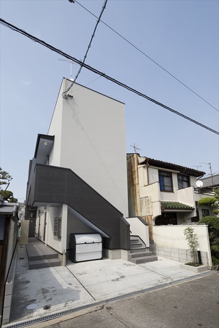 建物外観　※同モデル・同タイプの写真を使用