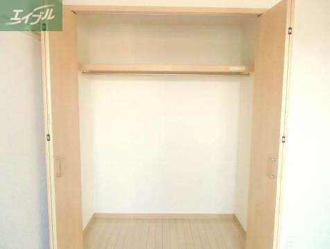 収納　別のお部屋の写真です。実際とは異なります。