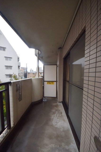 バルコニー　～洗濯物干そうっ～