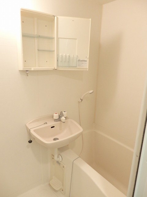 バス・シャワールーム　バス