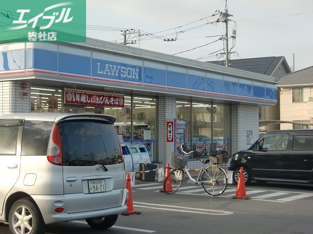 コンビニ　ローソン中庄駅前店（コンビニ）まで537m