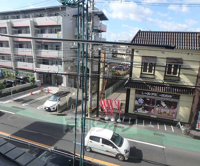 眺望　冷蔵庫を置くスペースです。