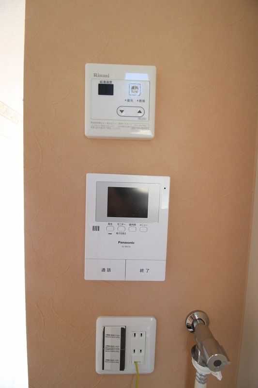 セキュリティ　来訪者が確認できる女性に安心の「TVモニターホン」