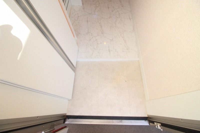 玄関　玄関です。