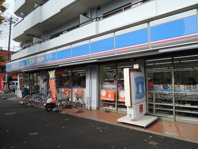 コンビニ　ローソン「川崎台町店」（コンビニ）まで328m