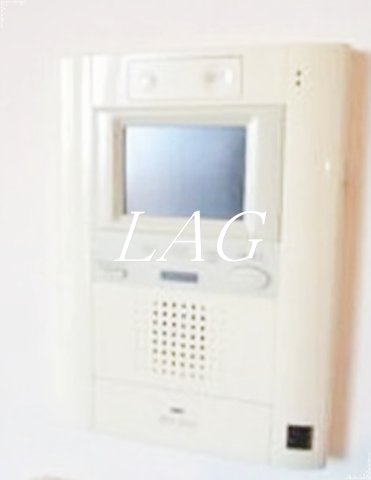 セキュリティ　モニター付きインターホンです。