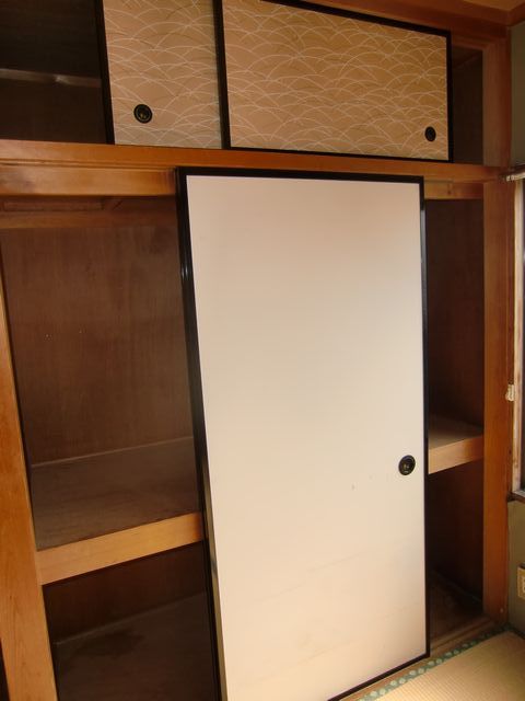 収納　広々押入れ