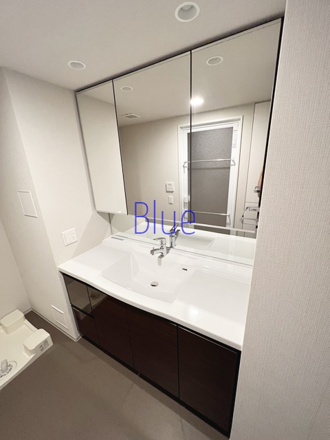 洗面設備　同仕様