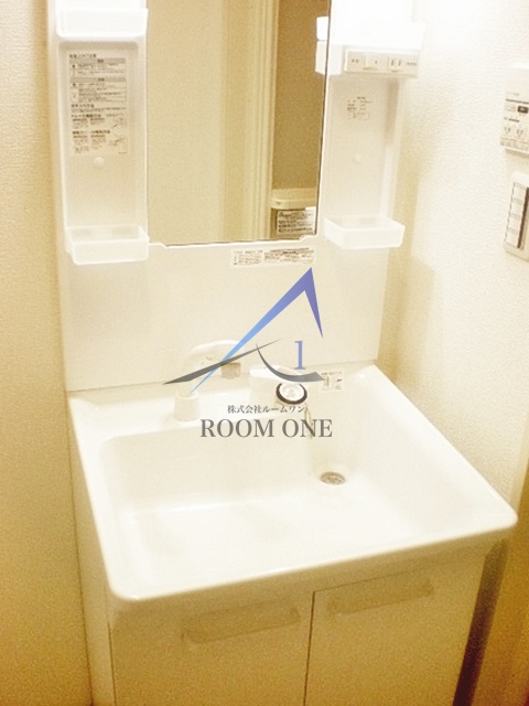 洗面設備　独立洗面台です。
