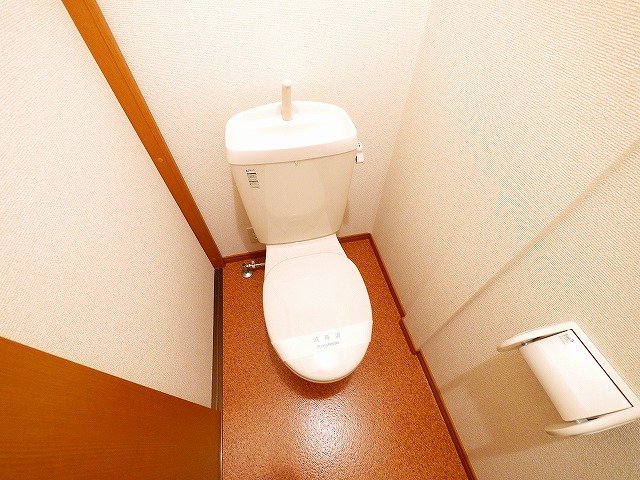 トイレ　ゆったりとした空間のトイレです