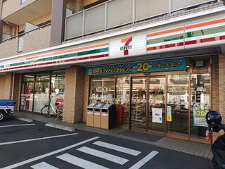 コンビニ　セブンイレブン 世田谷代田1丁目店（コンビニ）まで163m