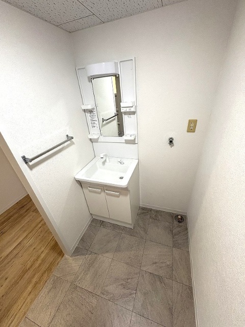 洗面設備　※現況を優先します。