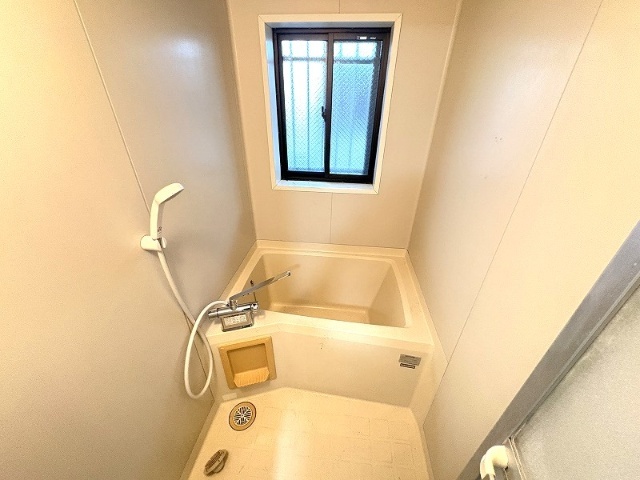 バス・シャワールーム　※現況を優先します。