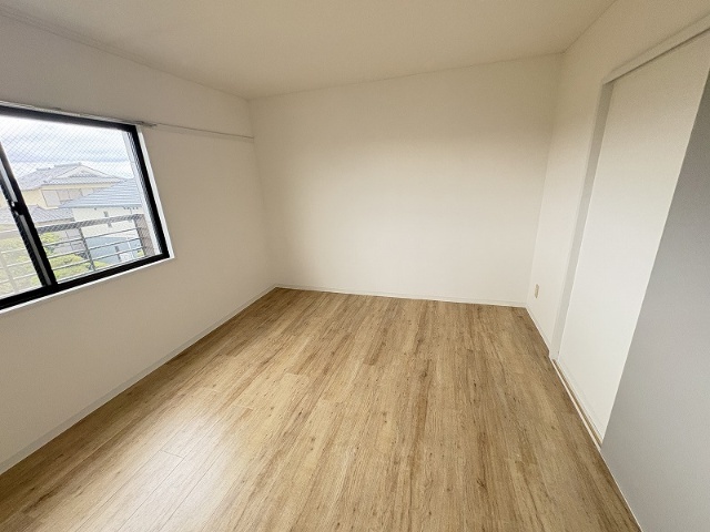 居室・リビング　※現況を優先します。