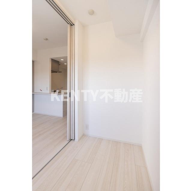 その他部屋・スペース　使い勝手のいい寝室です