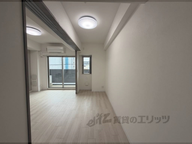 居室・リビング　洋室