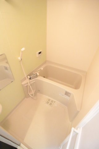 バス・シャワールーム　※別部屋写真