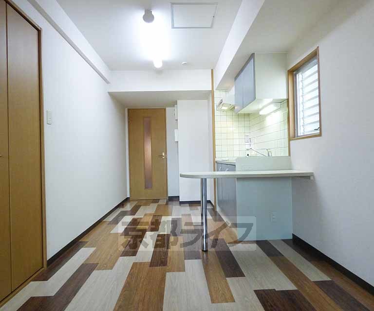 居室・リビング　広々としたお部屋です。