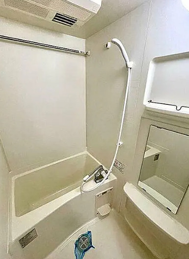 バス・シャワールーム　※別部屋写真参照