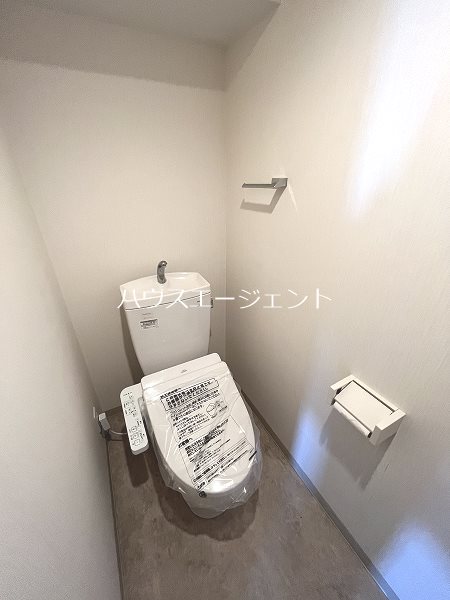 トイレ　ウォシュレット付いてます。※別号室参考写真