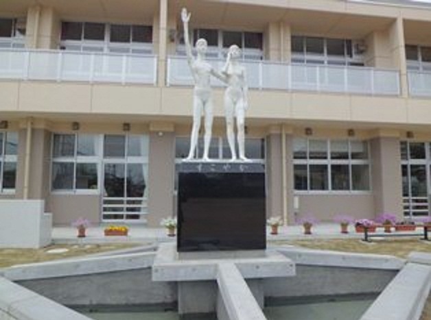 小学校　玉野市立　玉小学校（小学校）まで700m