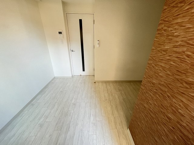 その他部屋・スペース　広くて明るい寝室