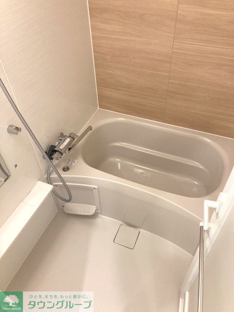 バス・シャワールーム　※写真は同タイプ住戸です。