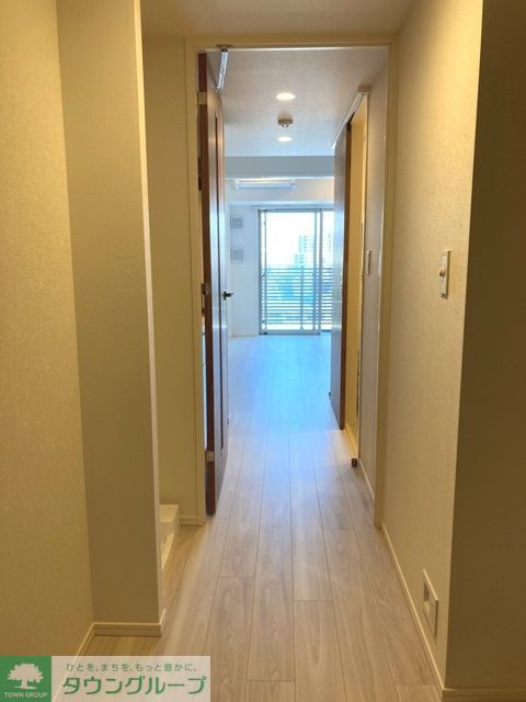 玄関　※写真は同タイプ住戸です。
