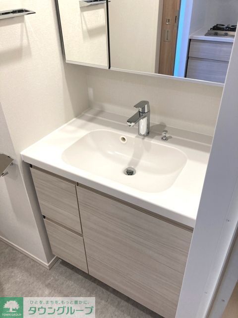 洗面設備　※写真は同タイプ住戸です。