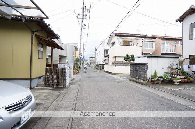 その他　前面道路（その他）まで5m