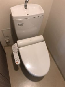 トイレ　シンプルで使いやすいトイレです