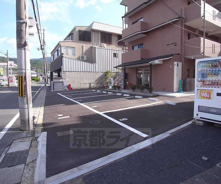 駐車場　駐車場も確保できますよ。