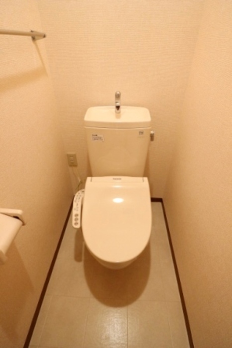 トイレ　コンパクトで使いやすいトイレです